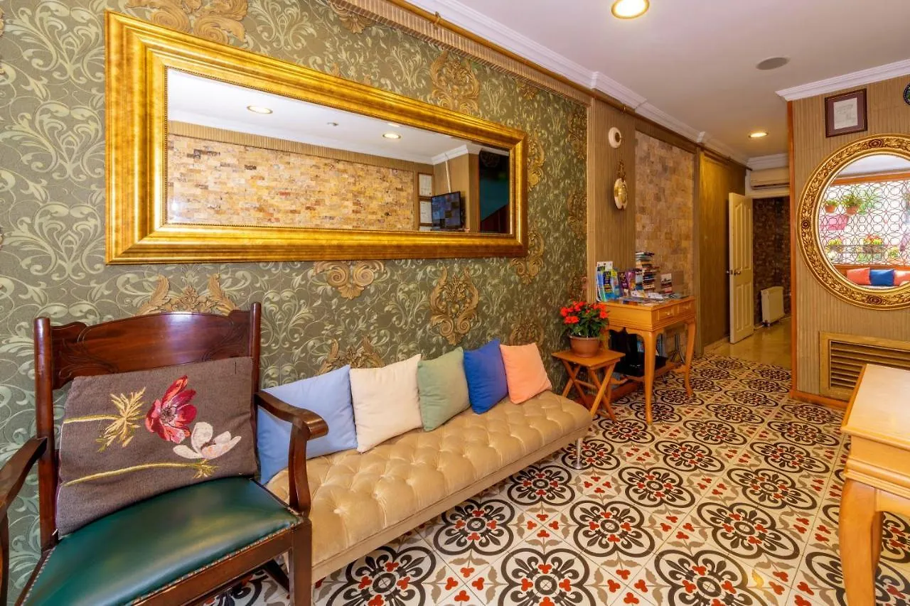 Walnut Shell Hotel İstanbul